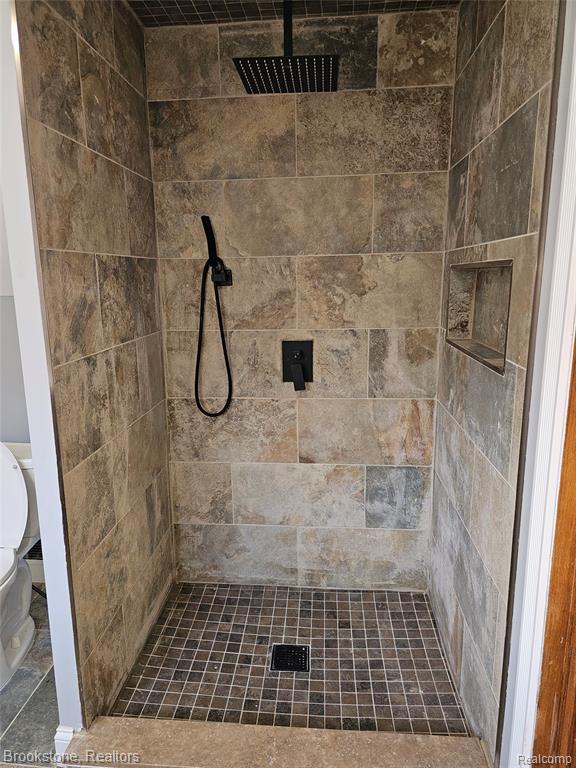 4946 Fishville Road Grass Lake, MI 49240 - Photo 8 of 46