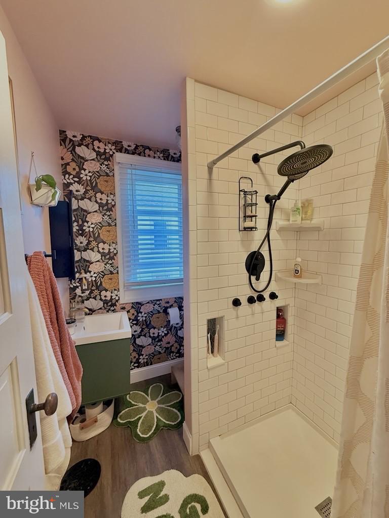 65 Arbutus Avenue Pitman, NJ 08071 - Photo 20 of 28 a bathroom with a shower