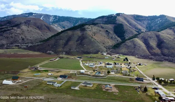 $895,000 | 221 Rocky Rd Circle, Afton, WY 83110