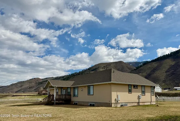 $895,000 | 221 Rocky Rd Circle, Afton, WY 83110
