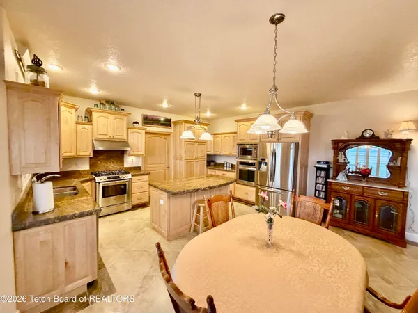$895,000 | 221 Rocky Rd Circle, Afton, WY 83110