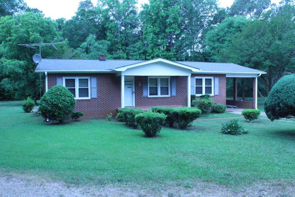 214 Cromer Road Hodges, SC 29653 - Photo 1 of 20