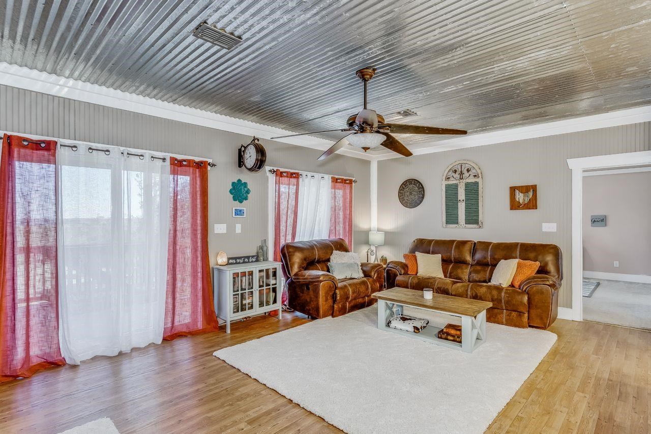3510 Robinson Point Road Milton, FL 32583 - Photo 8 of 47