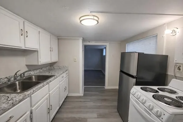 $750 | 823 Cumberland Drive, Unit B, Clarksville, TN 37040