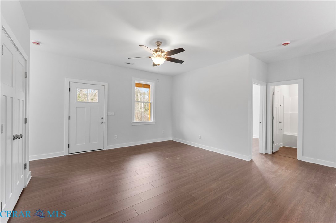 8978 Marlfield Road Gloucester, VA 23061 - Photo 15 of 33
