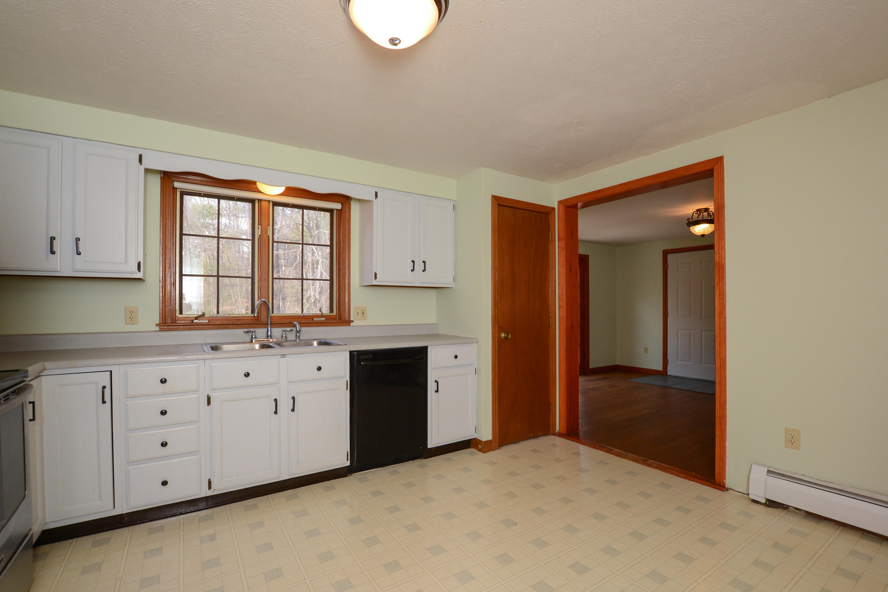 7 Birchview Circle Biddeford, ME 04005 - Photo 11 of 56 DSC_2566