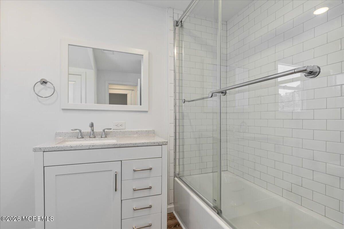 94 Riva Avenue Milltown, NJ 08850 - Photo 26 of 42 Bath pic 1