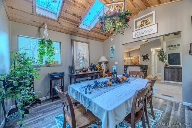 $285,000 | 27 Cottage Court, Camdenton, MO 65020