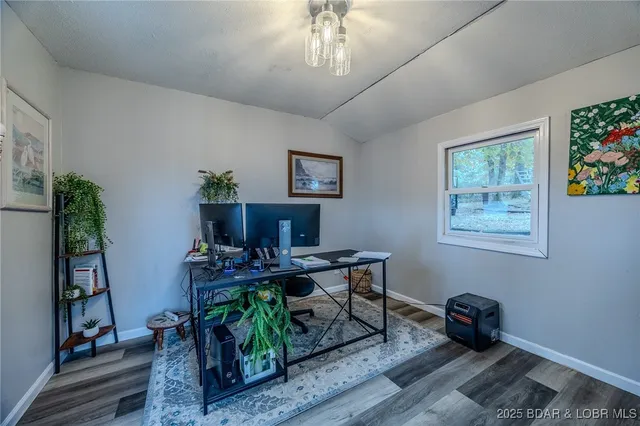 $285,000 | 27 Cottage Court, Camdenton, MO 65020