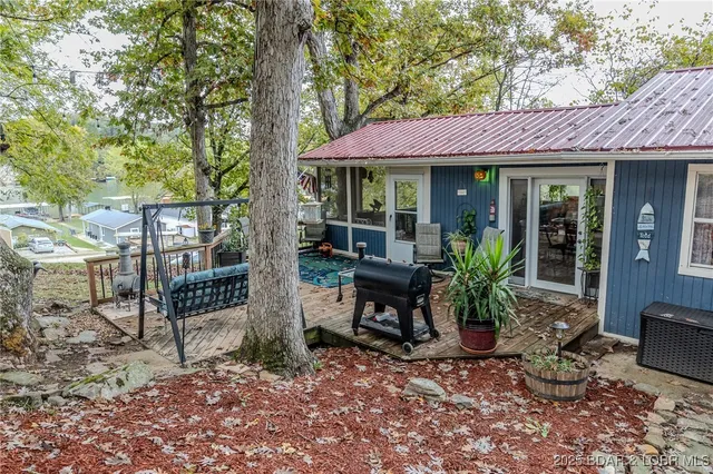 $285,000 | 27 Cottage Court, Camdenton, MO 65020