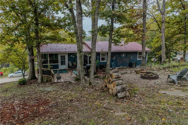 $285,000 | 27 Cottage Court, Camdenton, MO 65020