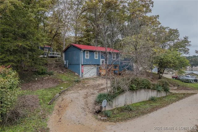 $285,000 | 27 Cottage Court, Camdenton, MO 65020