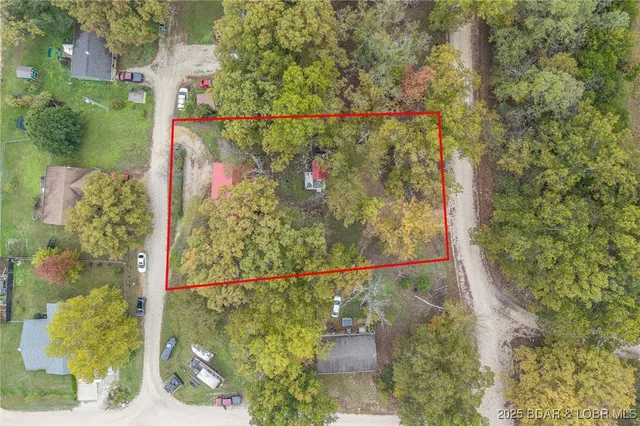 $285,000 | 27 Cottage Court, Camdenton, MO 65020