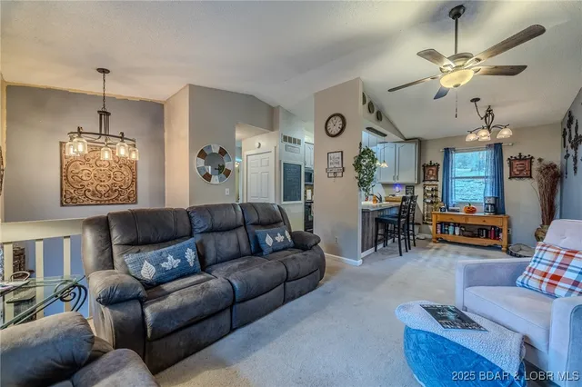 $285,000 | 27 Cottage Court, Camdenton, MO 65020