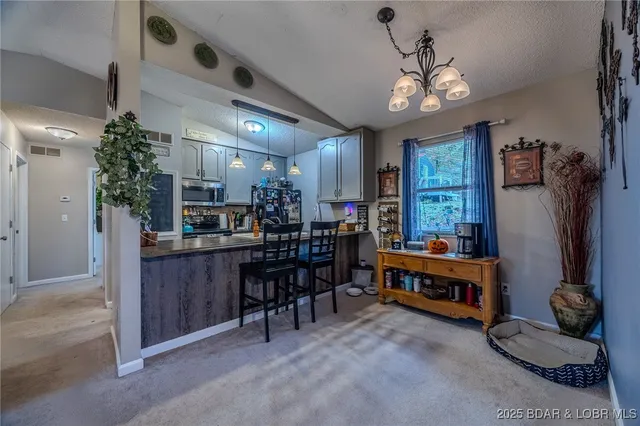 $285,000 | 27 Cottage Court, Camdenton, MO 65020