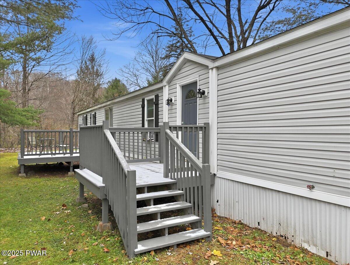 1011 Towpath Road Hawley, PA 18428 - Photo 6 of 40