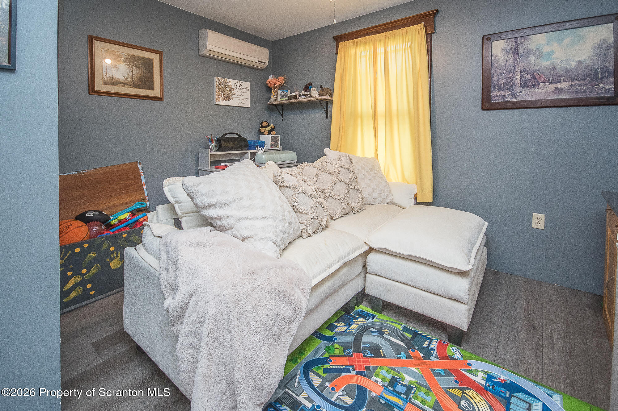 629 Clinton Street Forest City, PA 18421 - Photo 7 of 28 Den