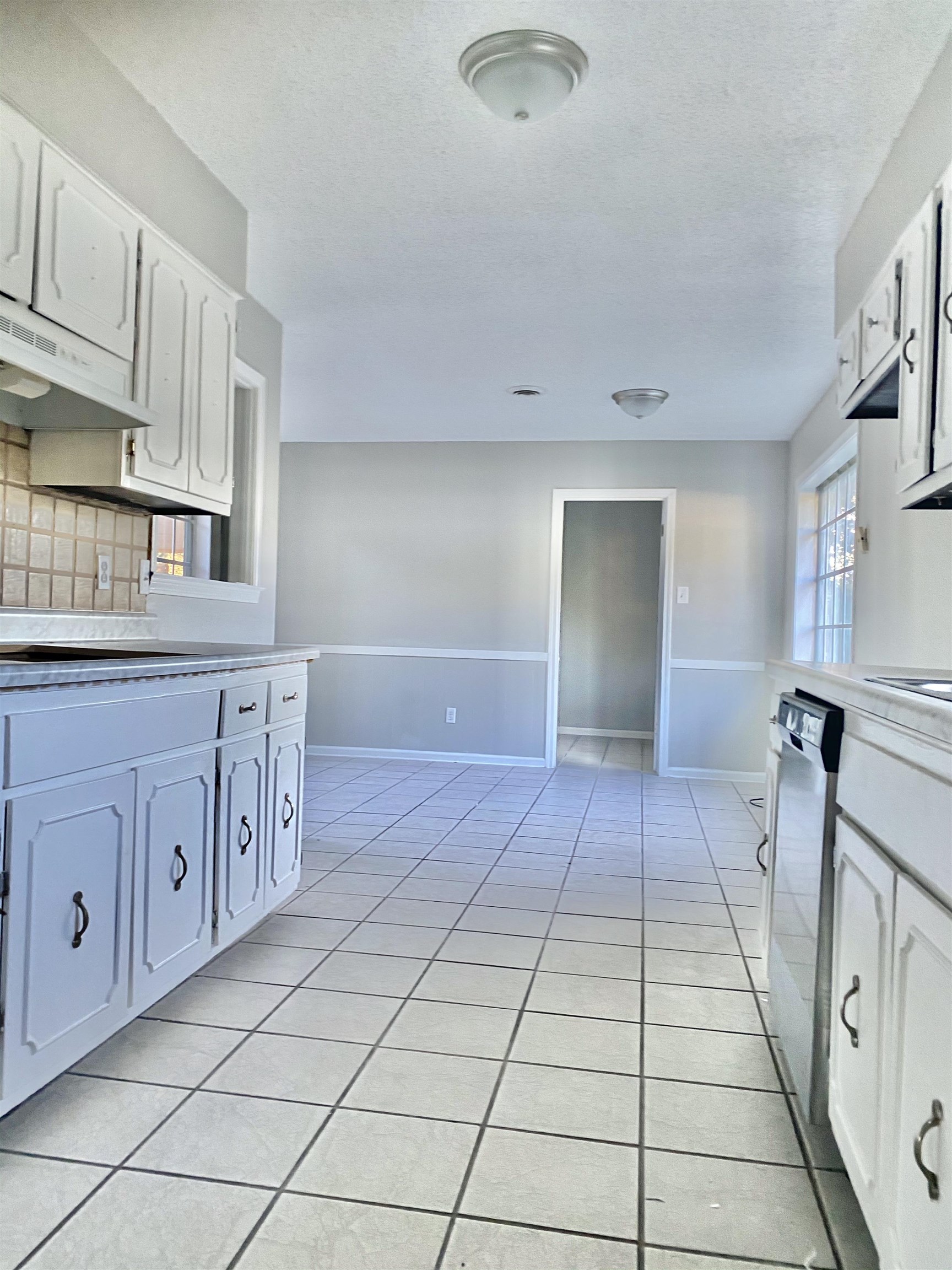 3317 Ridge Cap Drive Memphis, TN 38115 - Photo 5 of 14 Gallery Image 5