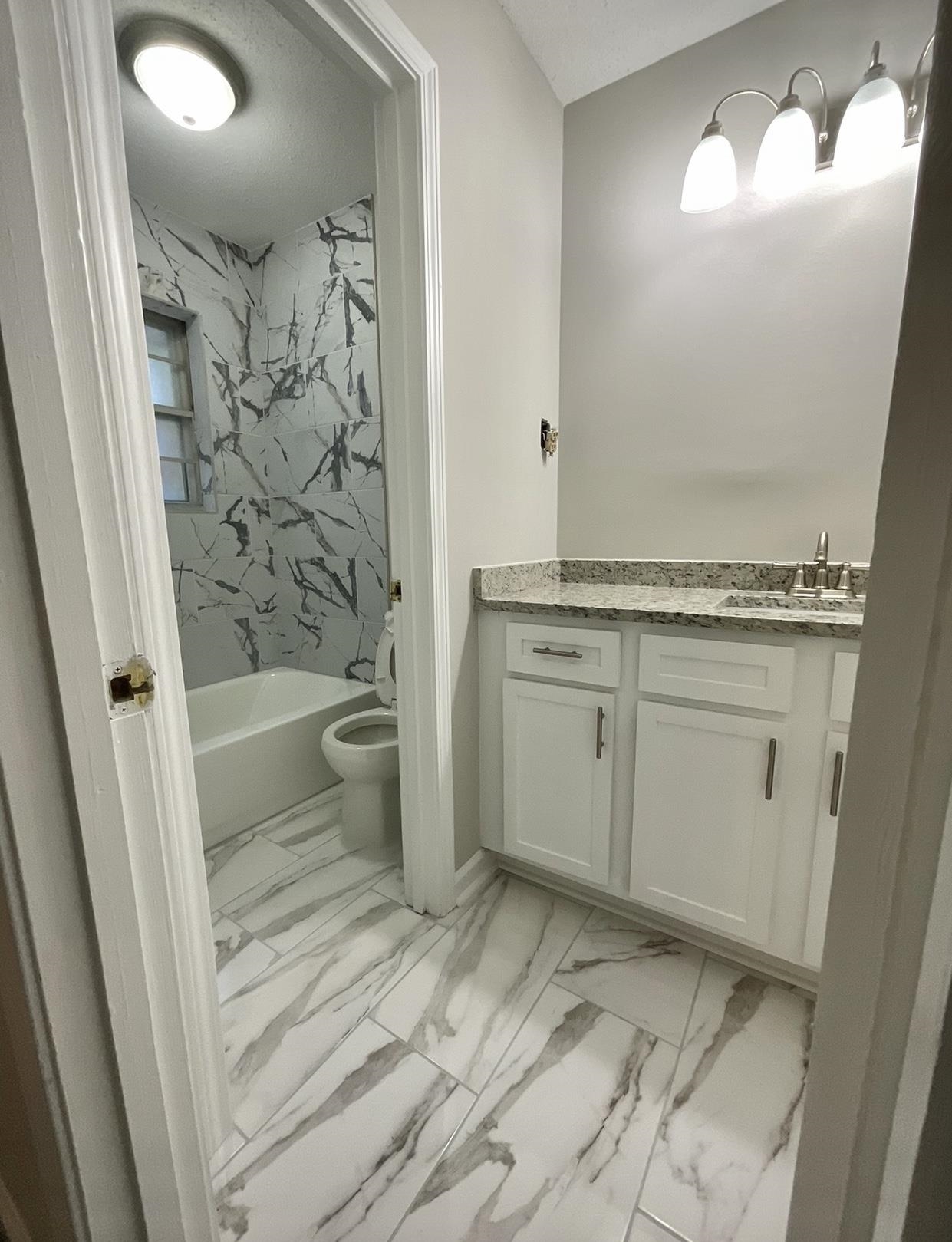 3317 Ridge Cap Drive Memphis, TN 38115 - Photo 8 of 14 Gallery Image 8
