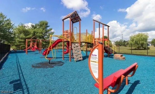 $402,500 | 822 Poplar Court, Flemington, NJ 08822