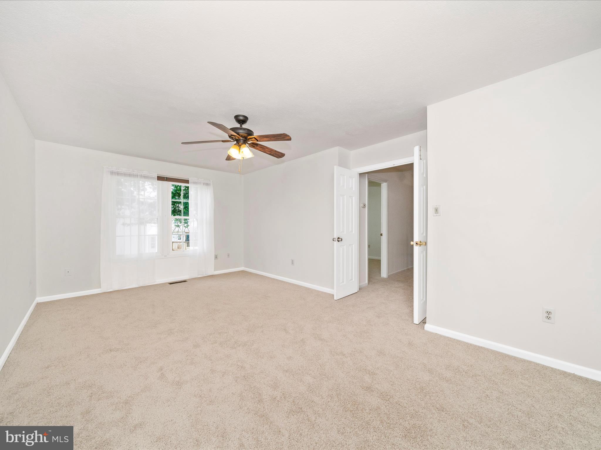 6230 Derby Drive Frederick, MD 21703 - Photo 19 of 51 Primary Bedroom