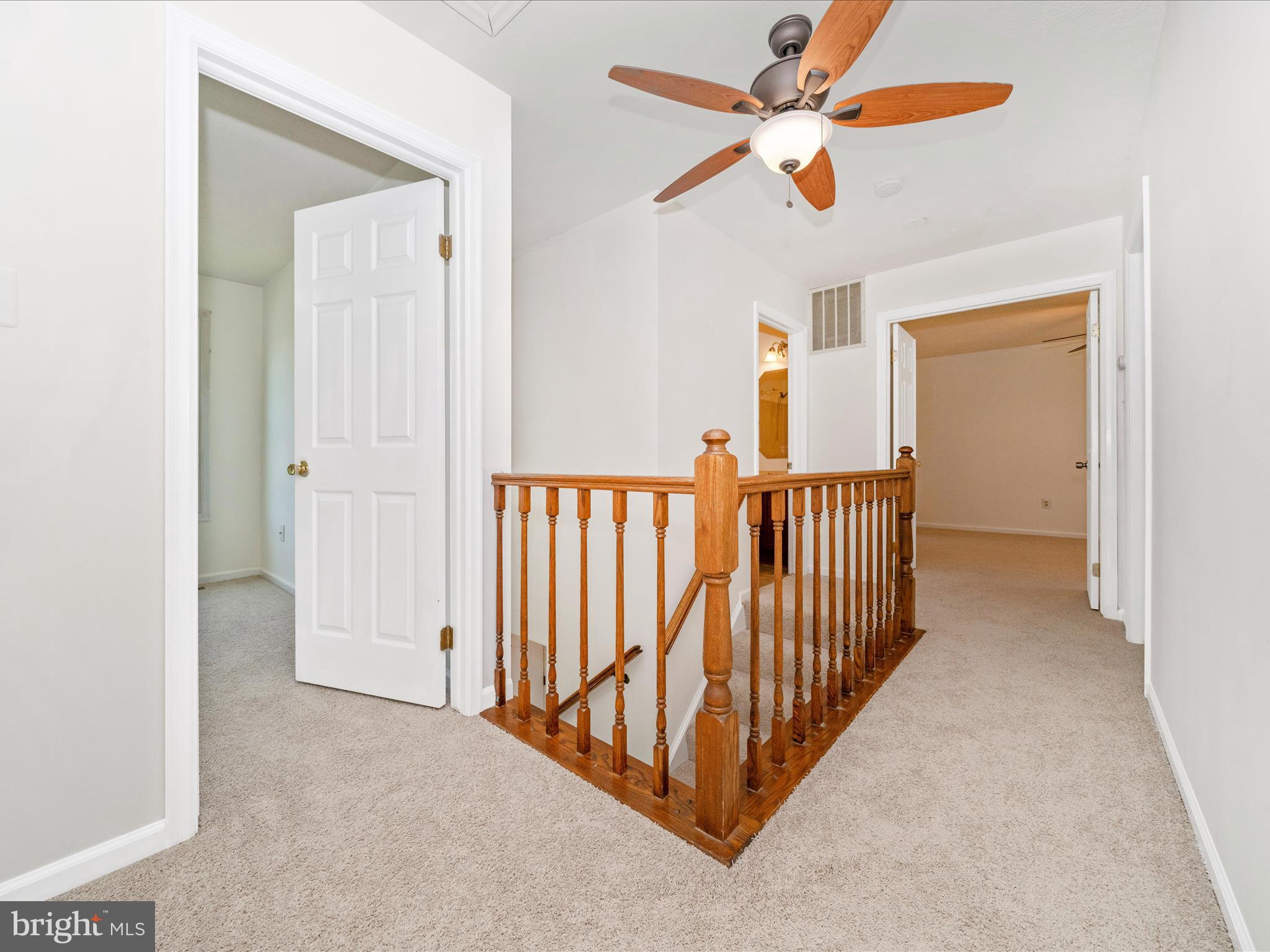 6230 Derby Drive Frederick, MD 21703 - Photo 33 of 51 Hallway