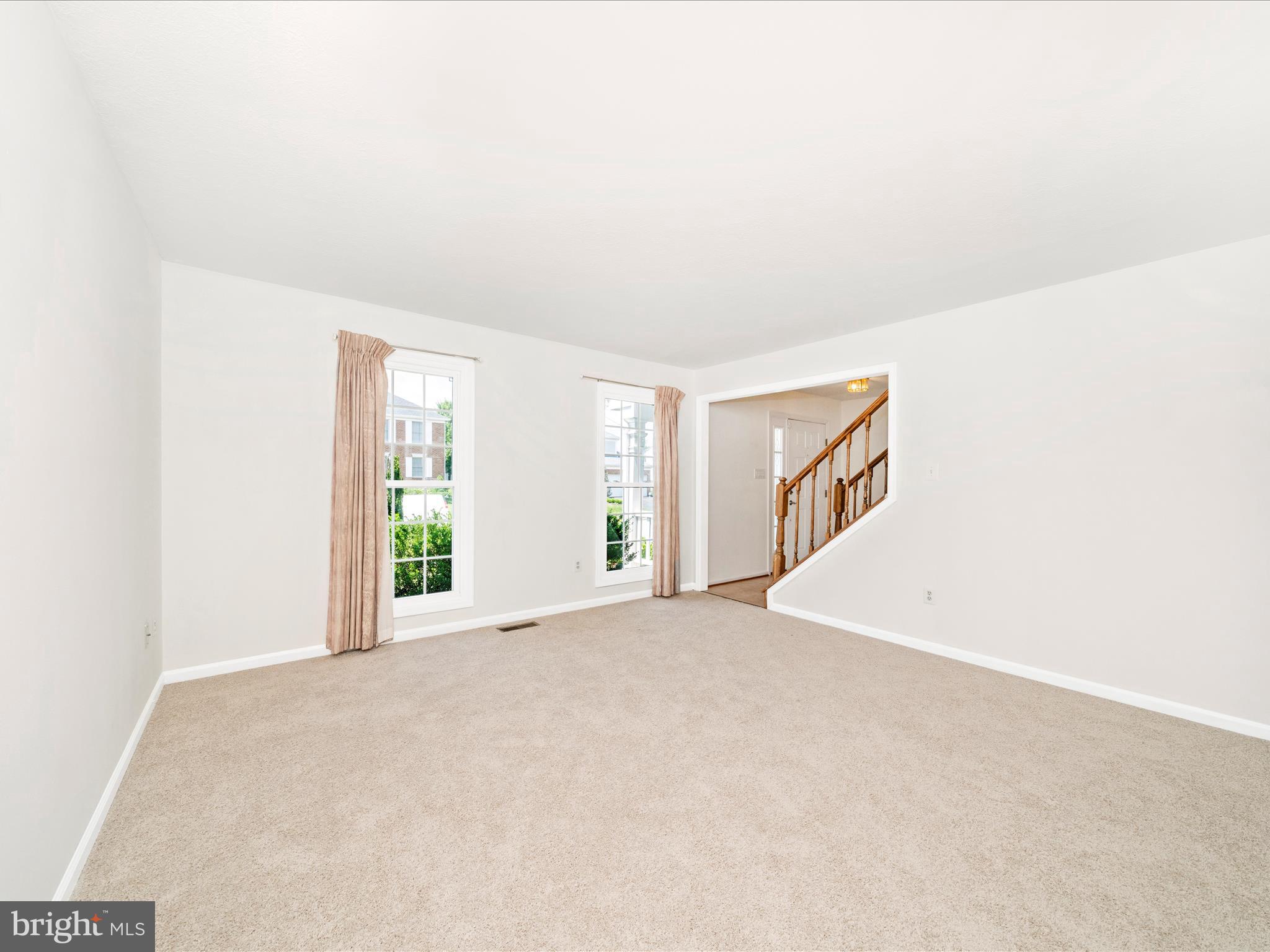 6230 Derby Drive Frederick, MD 21703 - Photo 6 of 51 Living Room