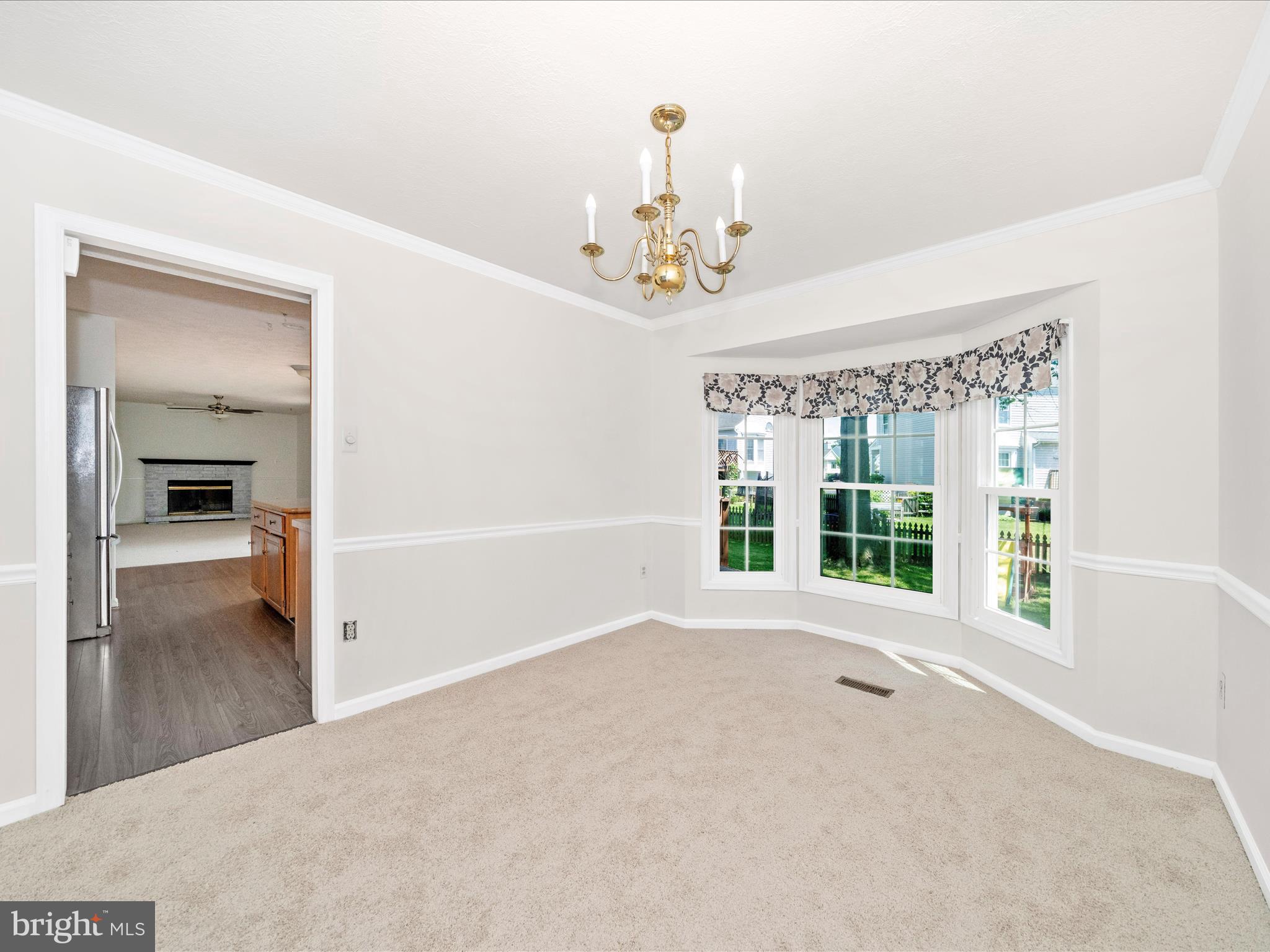 6230 Derby Drive Frederick, MD 21703 - Photo 10 of 51 Dining Room
