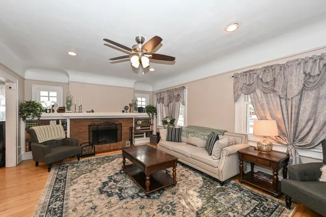 $295,000 | 2804 North Grant Boulevard, Milwaukee, WI 53210