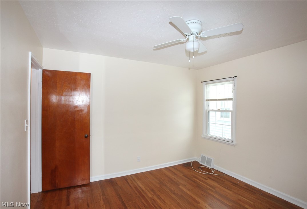 5943 Broadview Road Parma, OH 44134 - Photo 15 of 28