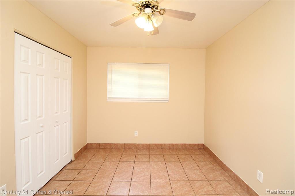 4636 South Gulley Road Dearborn Heights, MI 48125 - Photo 8 of 16