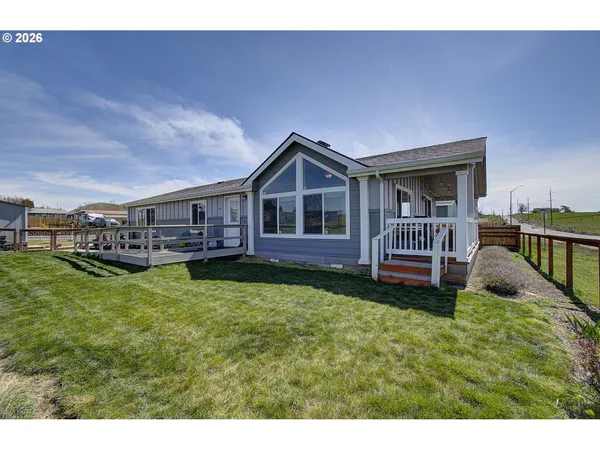 $325,000 | 1913 Jaxon Street, Goldendale, WA 98620