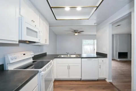 $2,950 | 3705 Yale Drive, Oceanside, CA 92056