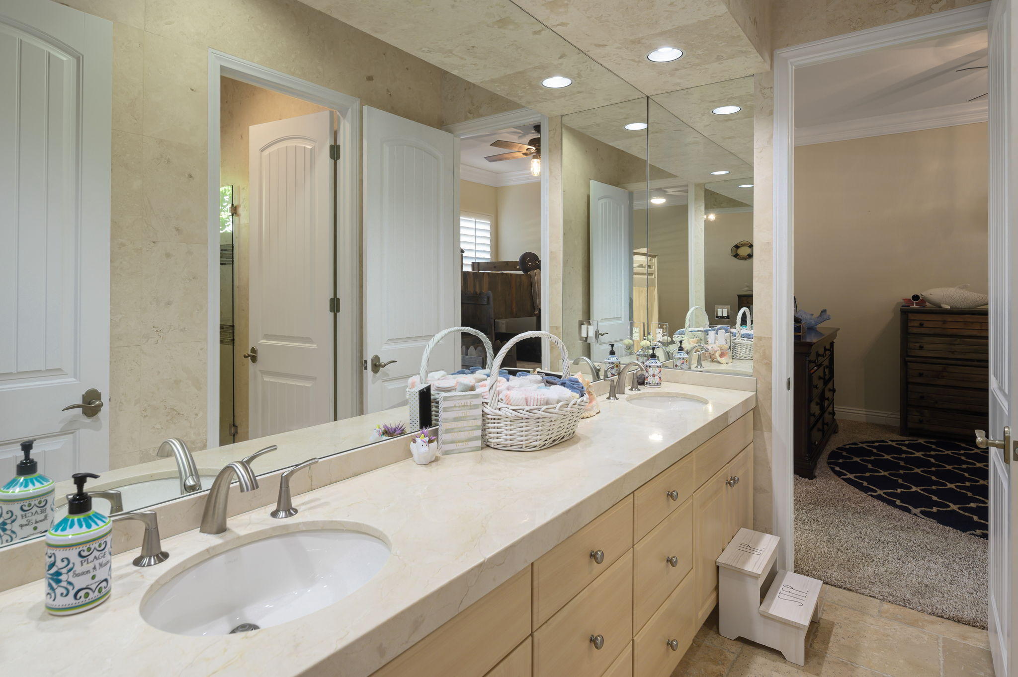 43 Provence Way Rancho Mirage, CA 92270 - Photo 18 of 31 a bathroom with a sink double vanity and a mirror