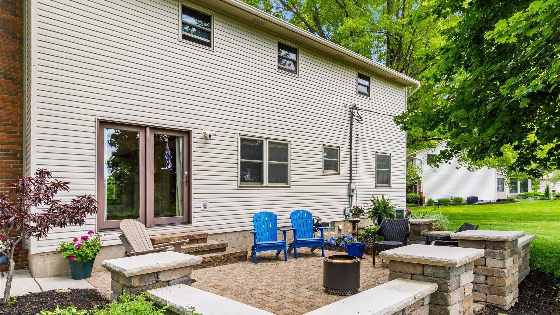 7619 Wilbur Road New Albany, OH 43054 - Photo 25 of 55 Paver Patio