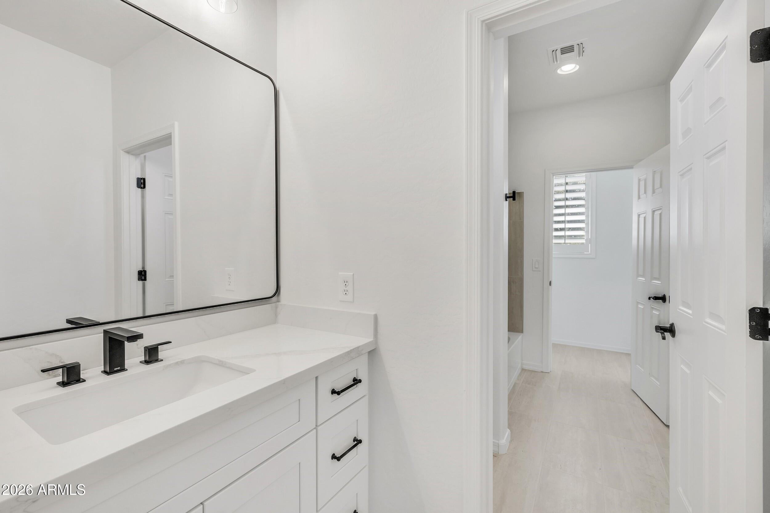 4126 East Rawhide Street Gilbert, AZ 85296 - Photo 34 of 51 37_guest bath