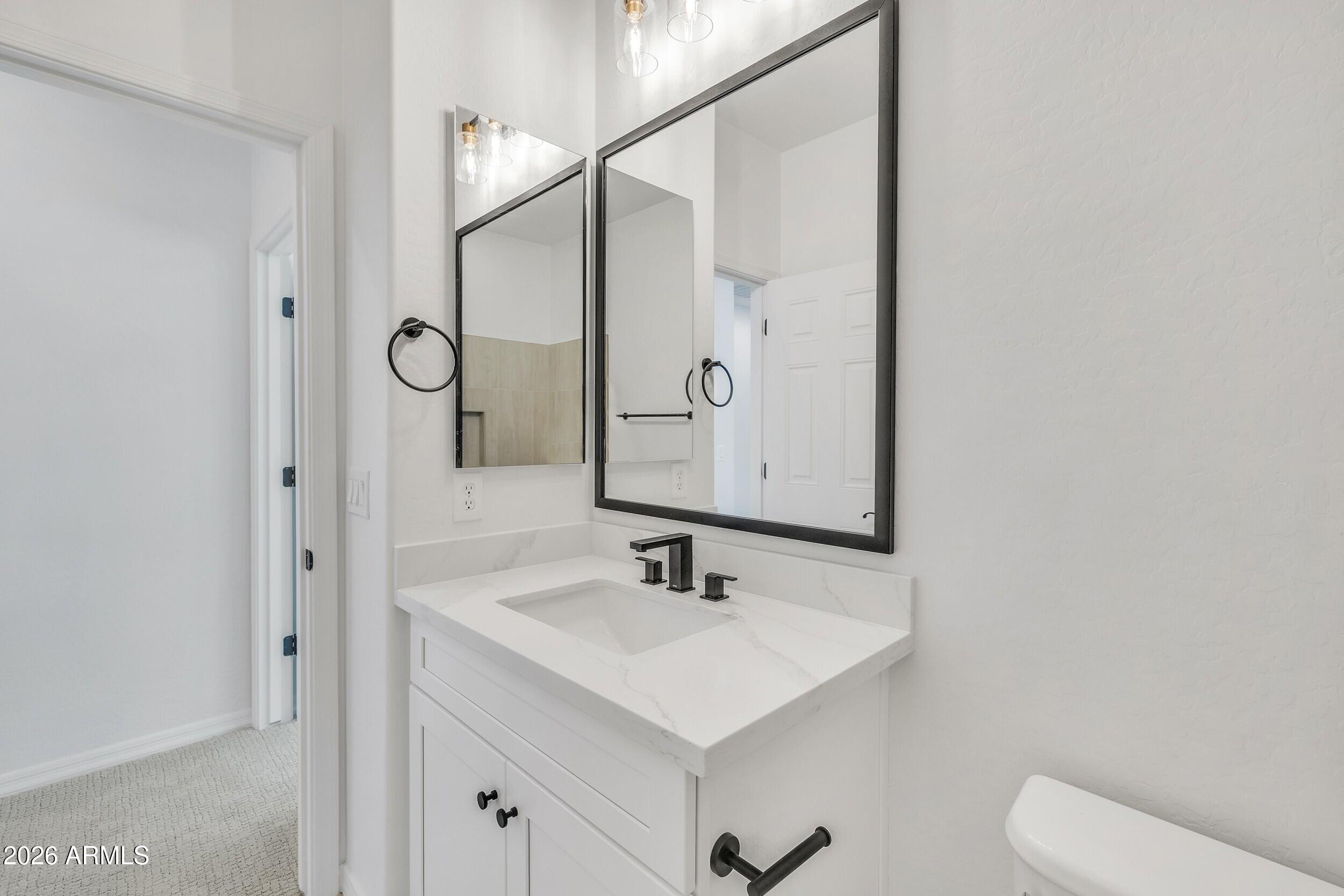 4126 East Rawhide Street Gilbert, AZ 85296 - Photo 41 of 51 43_guest bath