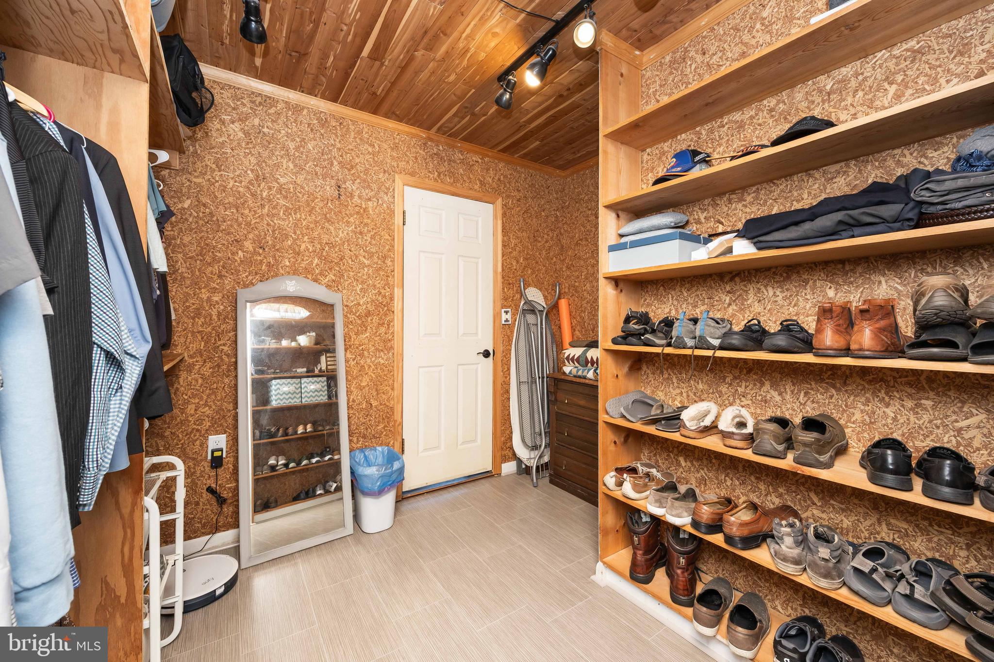 3998 Oyster Shell Lane Tyaskin, MD 21865 - Photo 40 of 100 Massive Walk IIn Closet