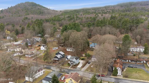 $519,900 | 76 Schuyler Street, Lake George, NY 12845
