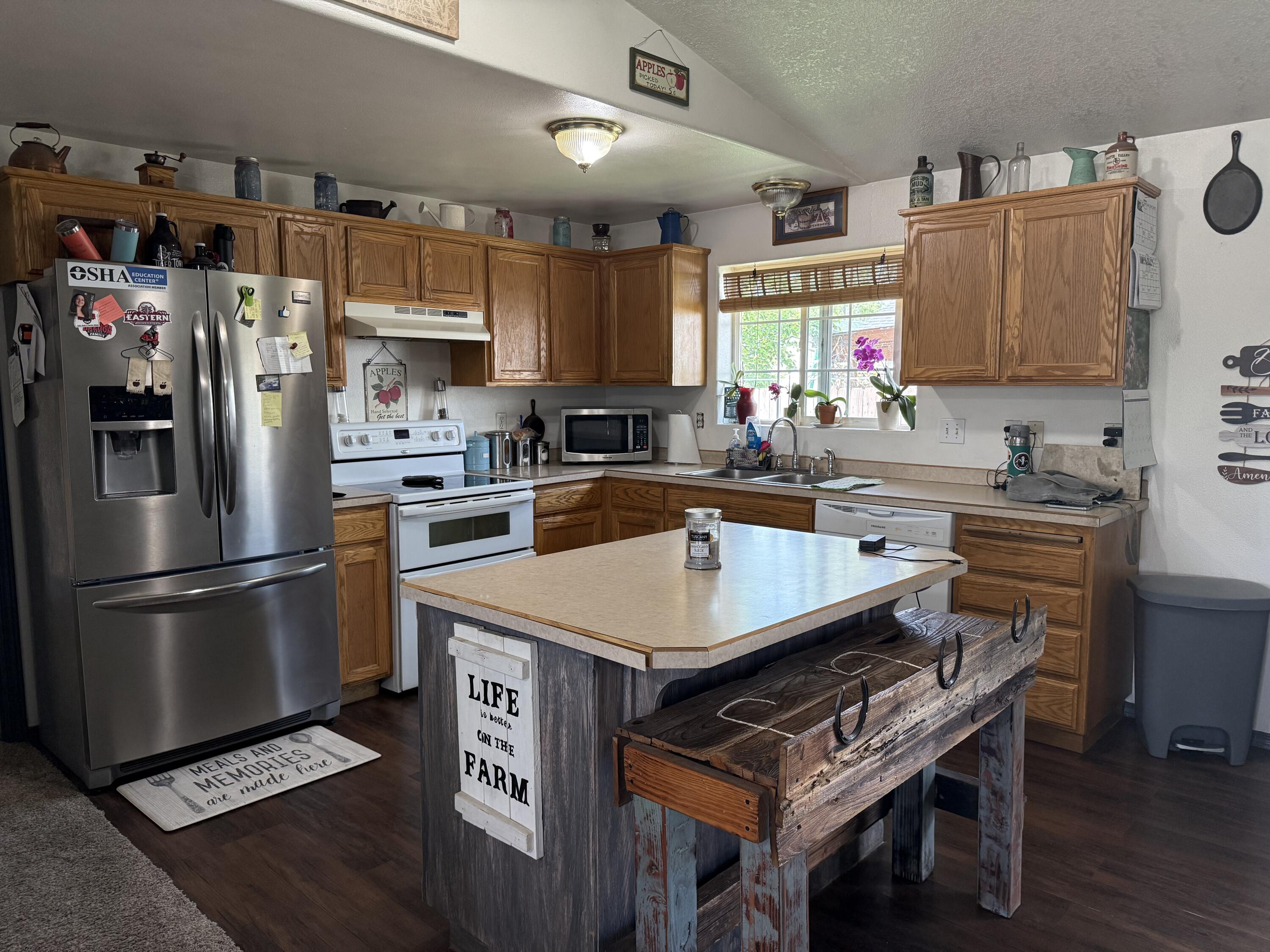 2329 Northeast Yellowpine Road Prineville, OR 97754 - Photo 16 of 30