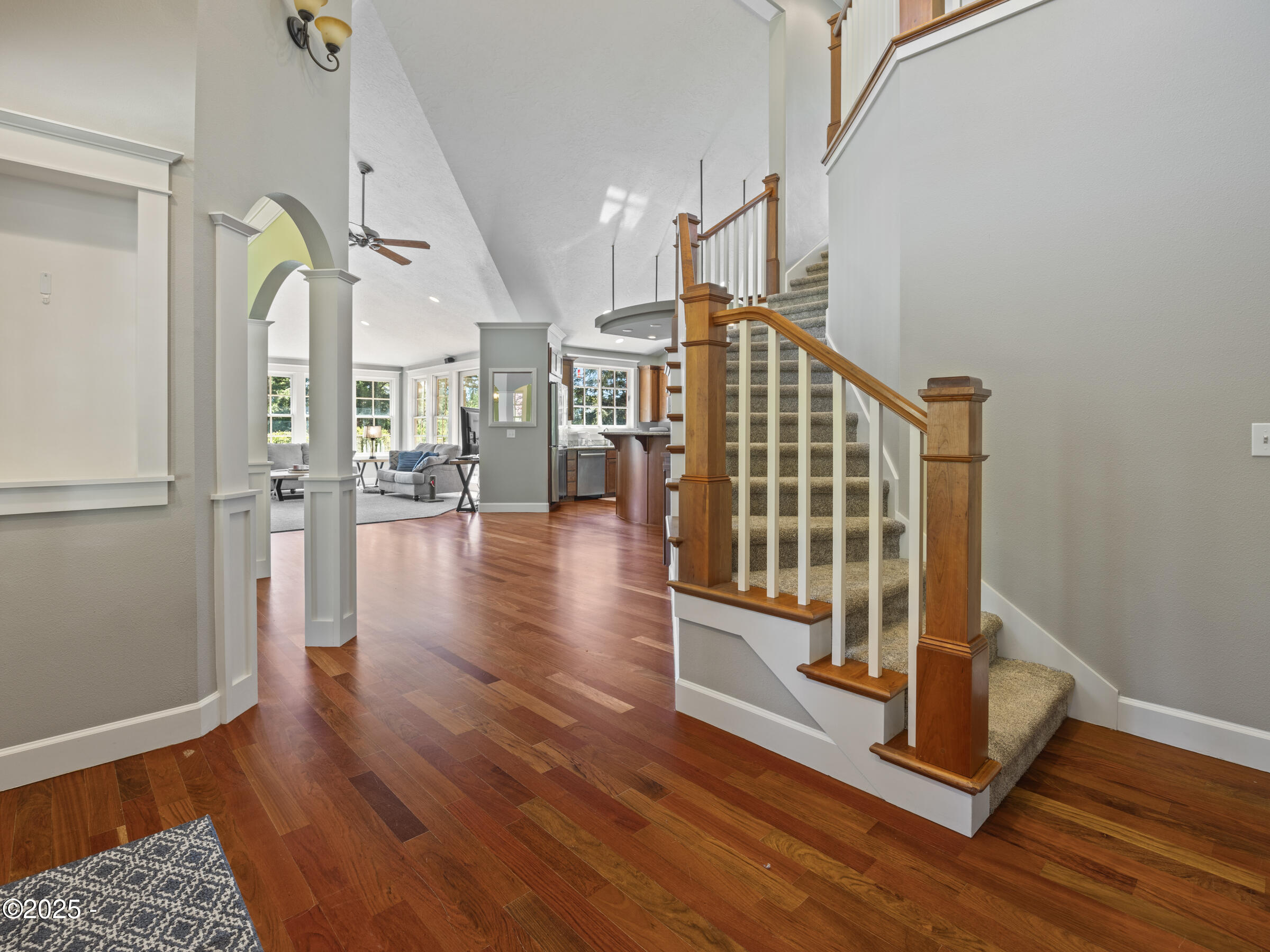 245 Olalla Road Toledo, OR 97391 - Photo 4 of 47 Open Main Level