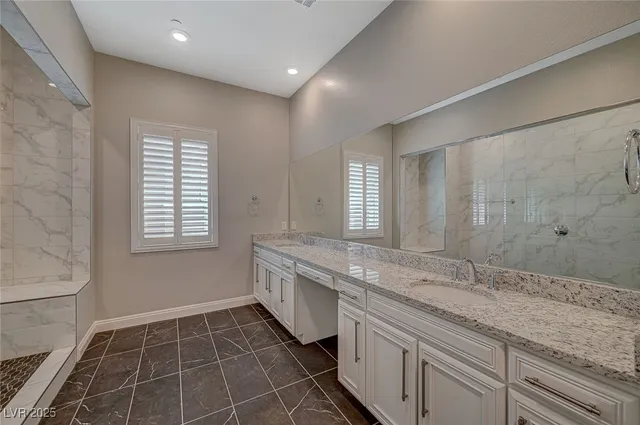 $7,100 | 9129 Las Manaitas Avenue, Unit 302, Las Vegas, NV 89144