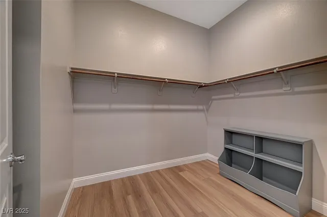 $7,100 | 9129 Las Manaitas Avenue, Unit 302, Las Vegas, NV 89144