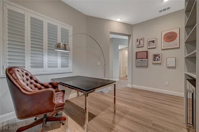 $7,100 | 9129 Las Manaitas Avenue, Unit 302, Las Vegas, NV 89144