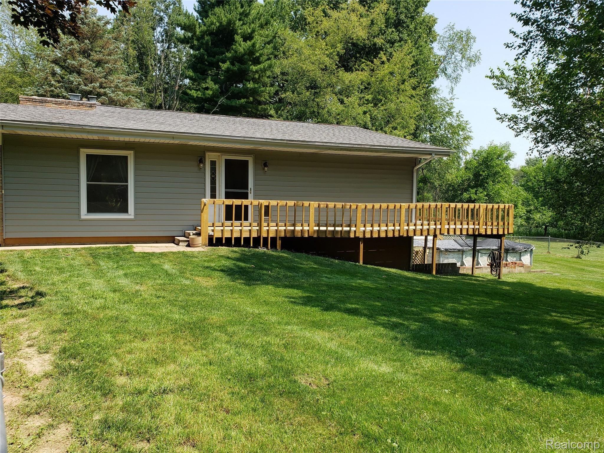 3333 Gale Road Eaton Rapids, MI 48827 - Photo 5 of 63 20210705_122642.jpg