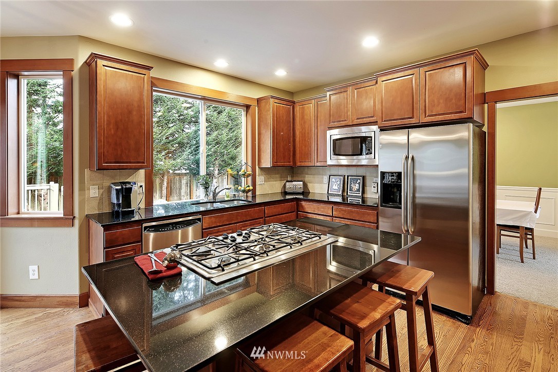 1901 235th Place Southwest Bothell, WA 98021 - Photo 9 of 24
