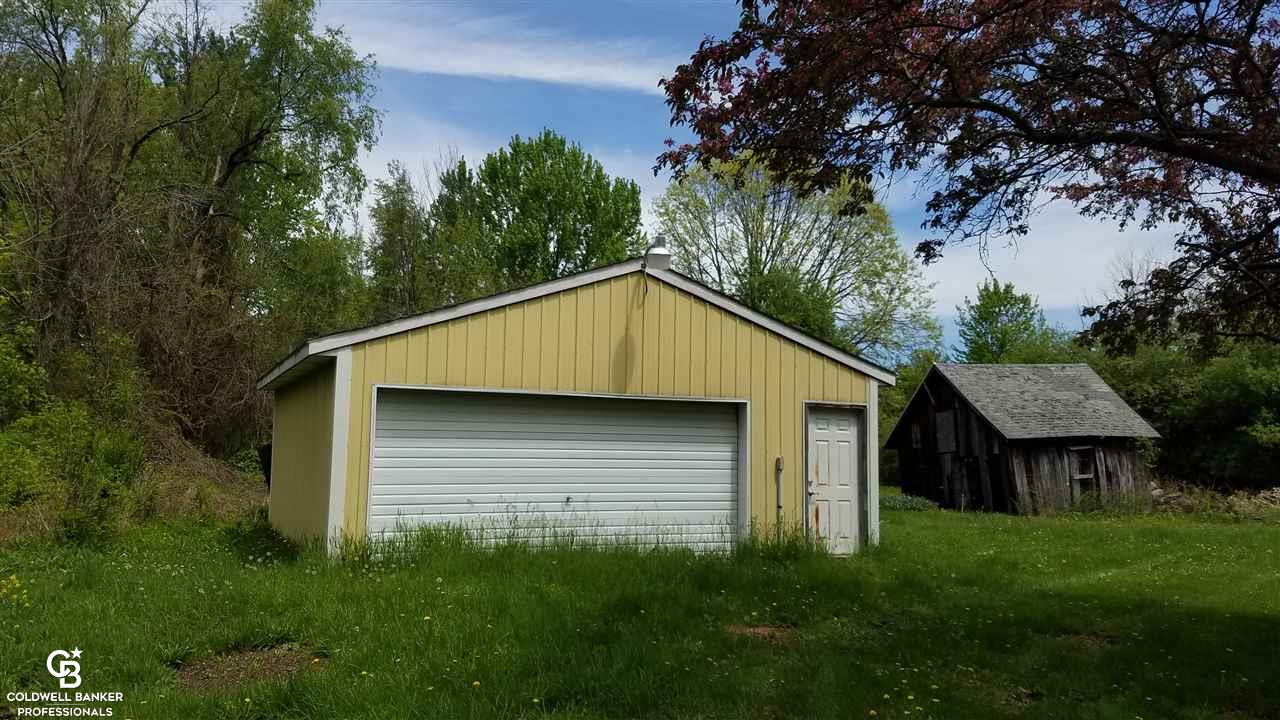 9866 Brandon Road Avoca, MI 48006 - Photo 16 of 30 This is a view of the garage.