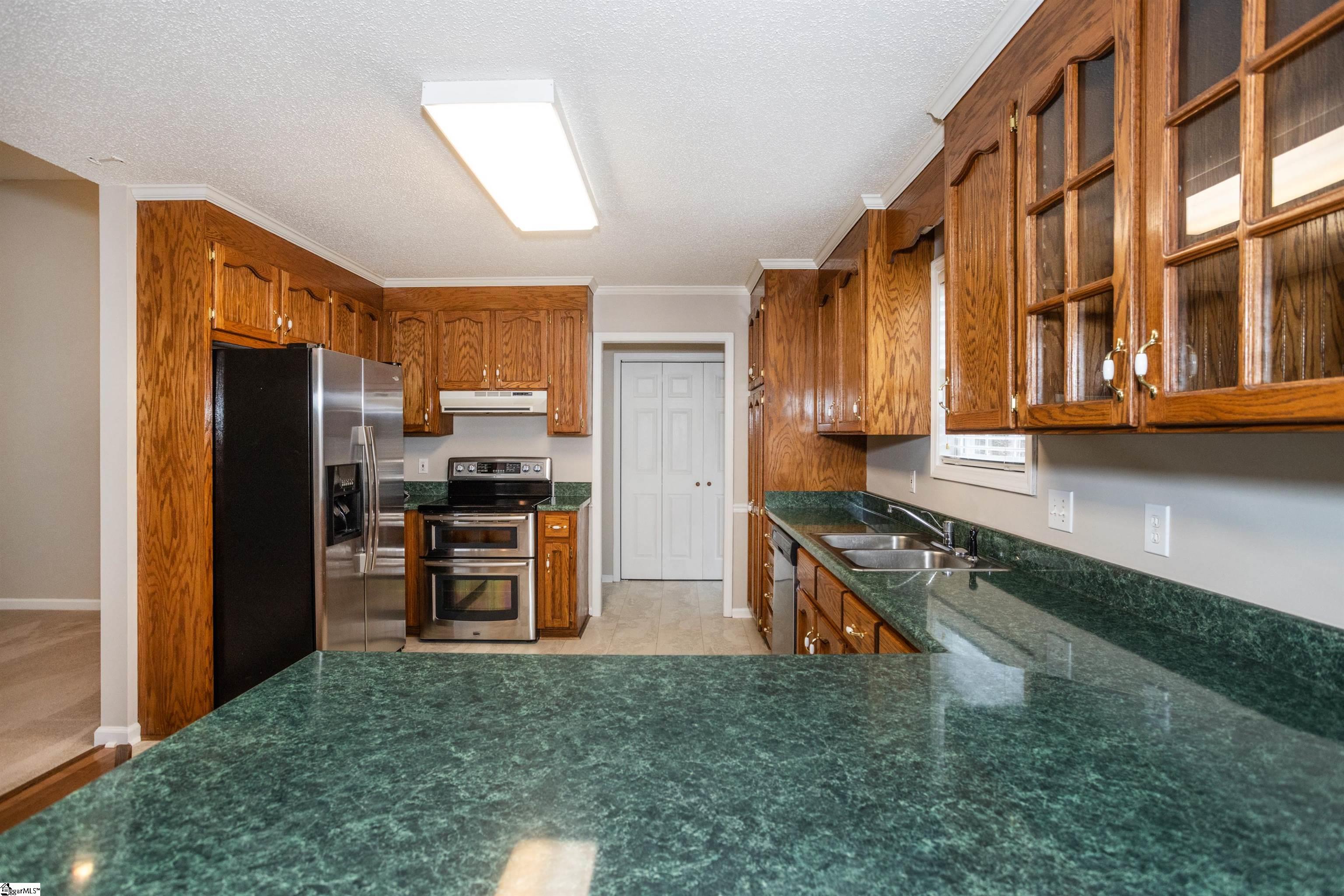 220 Palmetto Circle Greer, SC 29651 - Photo 15 of 49