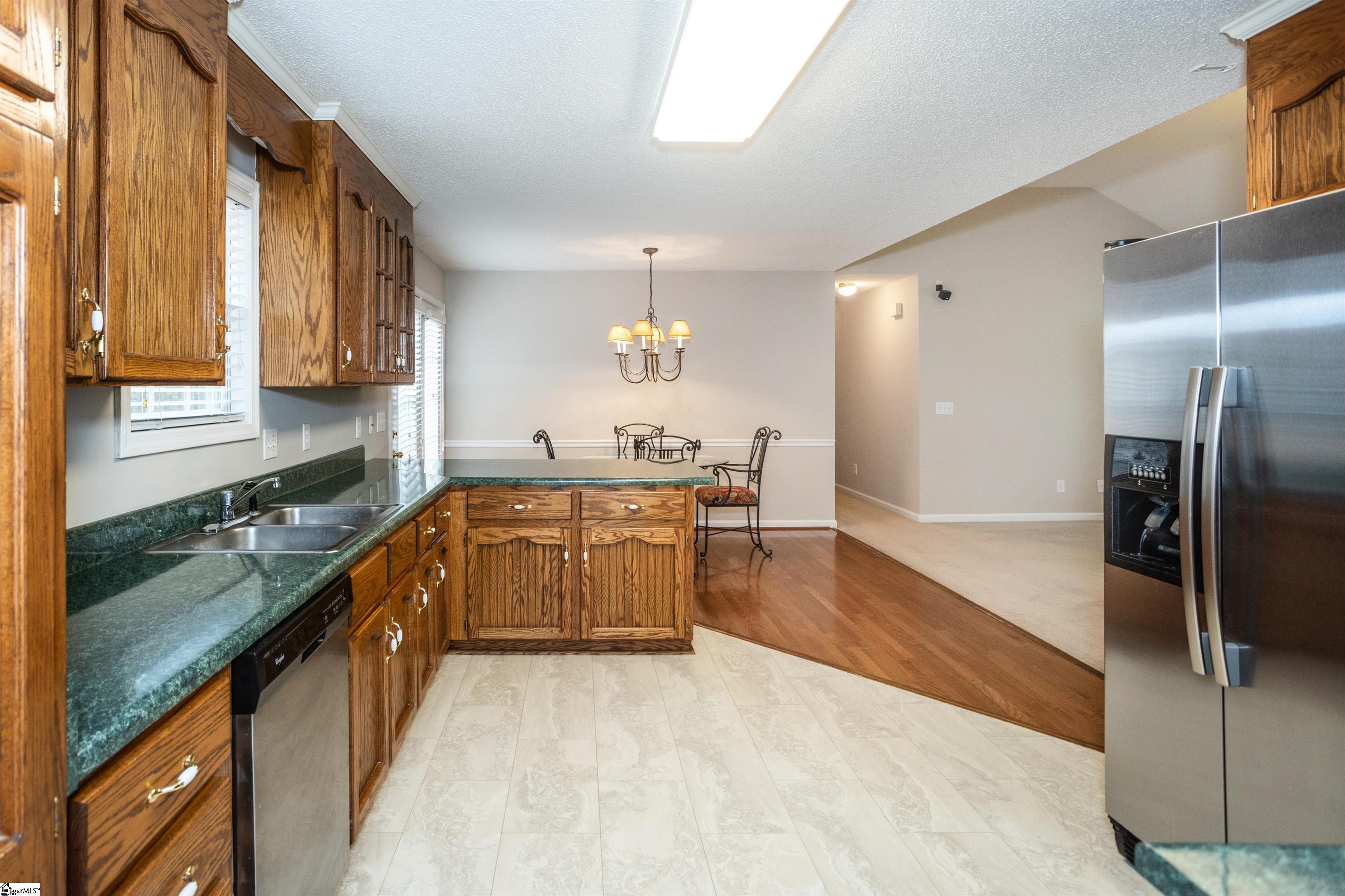 220 Palmetto Circle Greer, SC 29651 - Photo 17 of 49