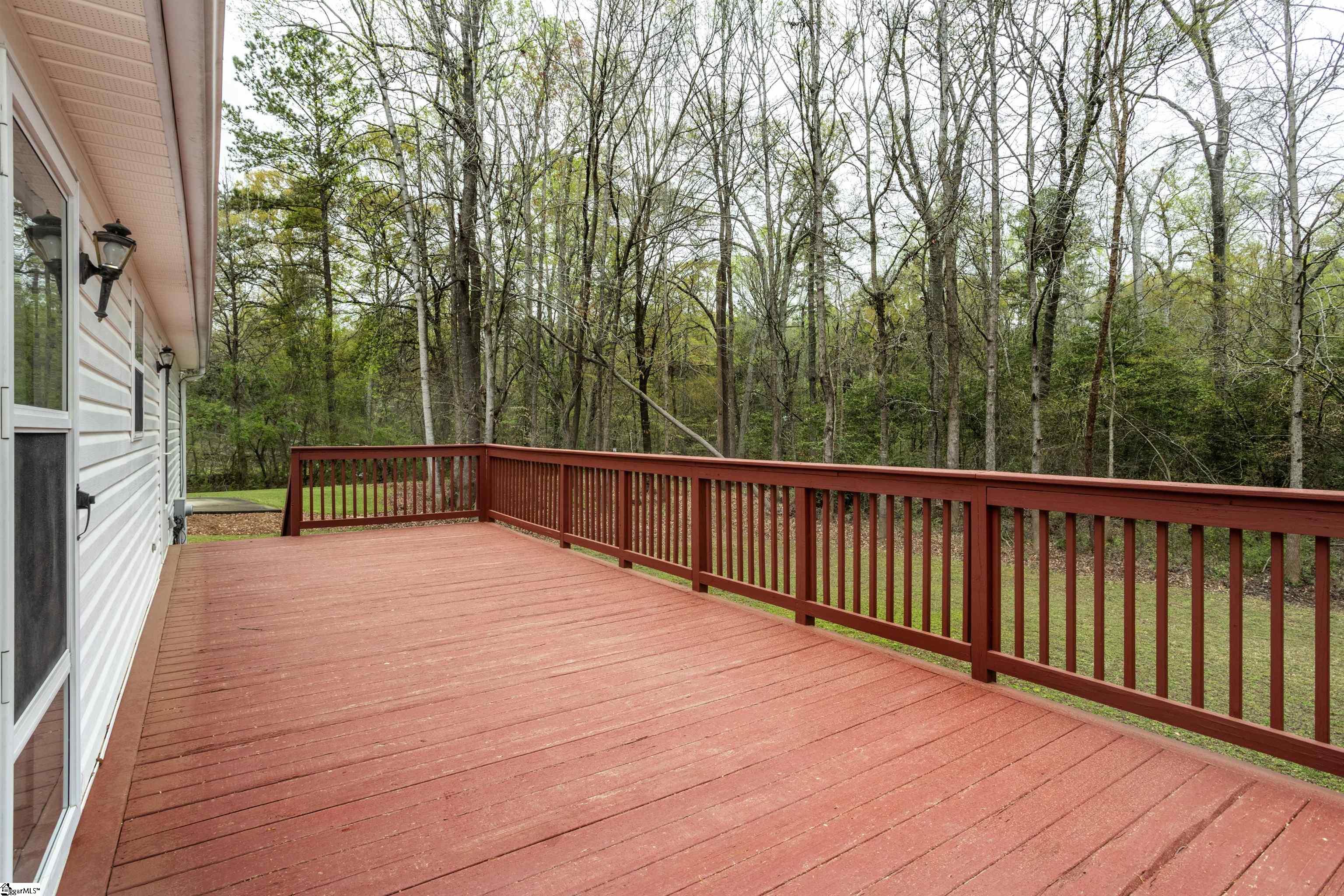 220 Palmetto Circle Greer, SC 29651 - Photo 4 of 49